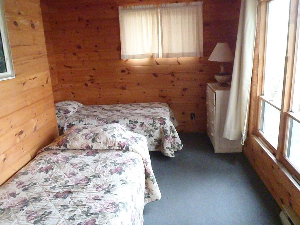 Red Lodge Resort Little Current Cameră foto