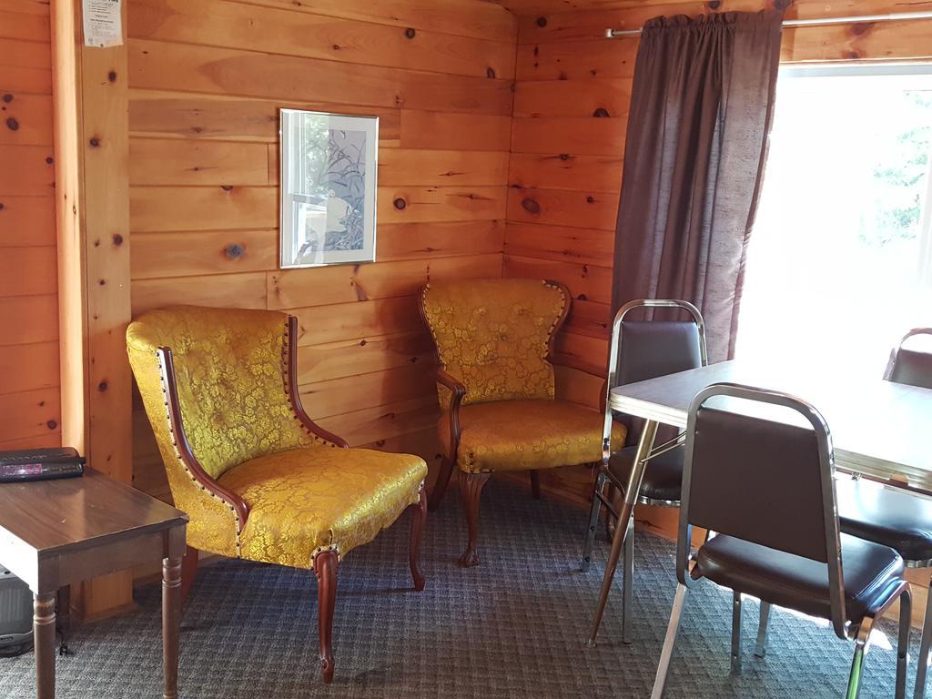 Red Lodge Resort Little Current Cameră foto